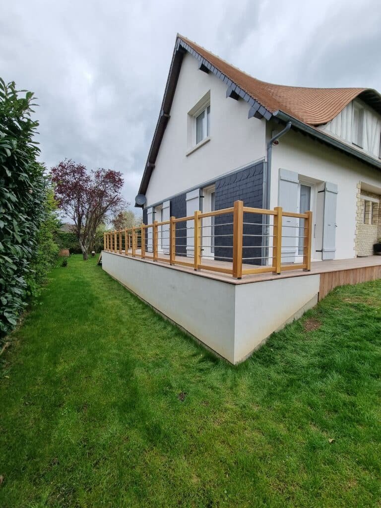 Escalier_en_bois_extérieur_5