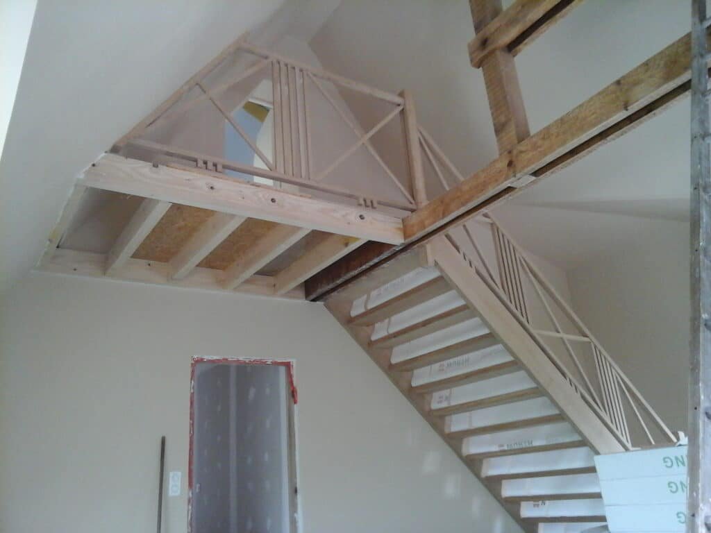 Escalier_en_bois_basique (5)